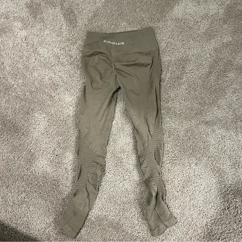 Alphalete contour leggings small